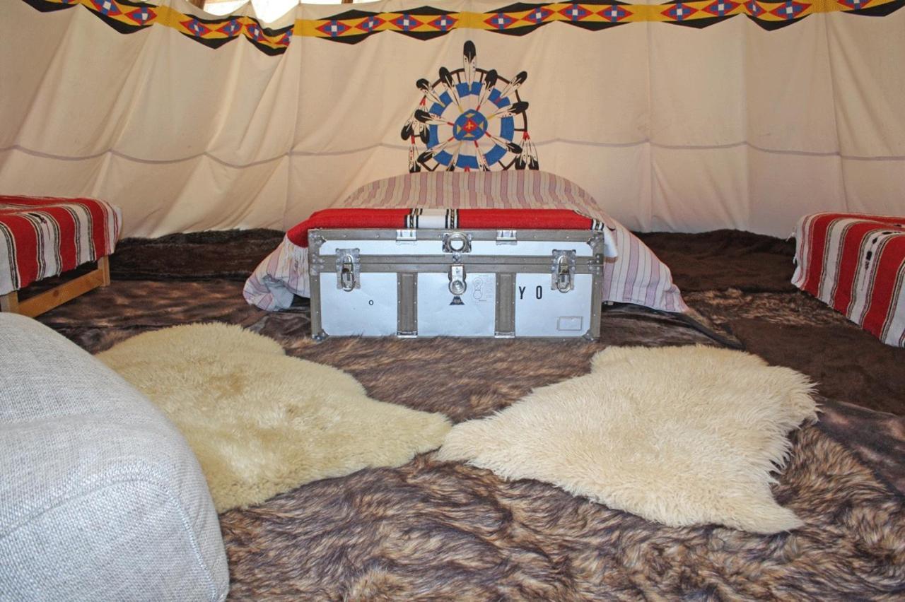 Big Sky Tipi Holidays Wartling 外观 照片